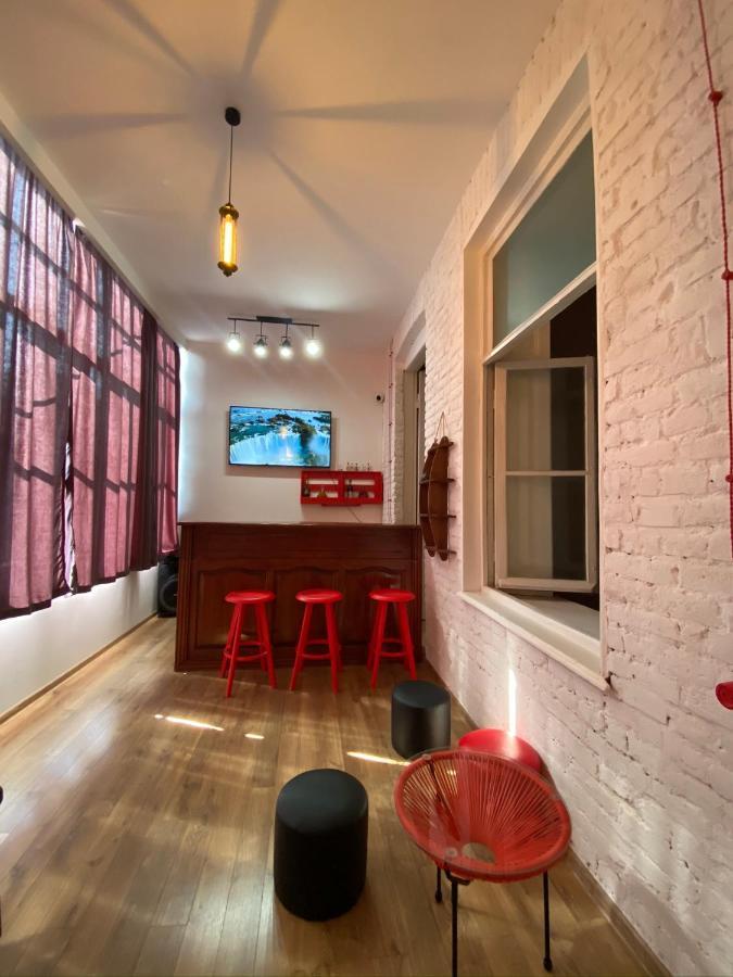 Red Door Leilighet Tbilisi Eksteriør bilde